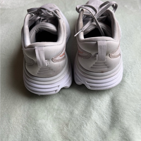 HOKA Bondi Running Shoes Light Gray Ladies Size 9.5 - Picture 4 of 8